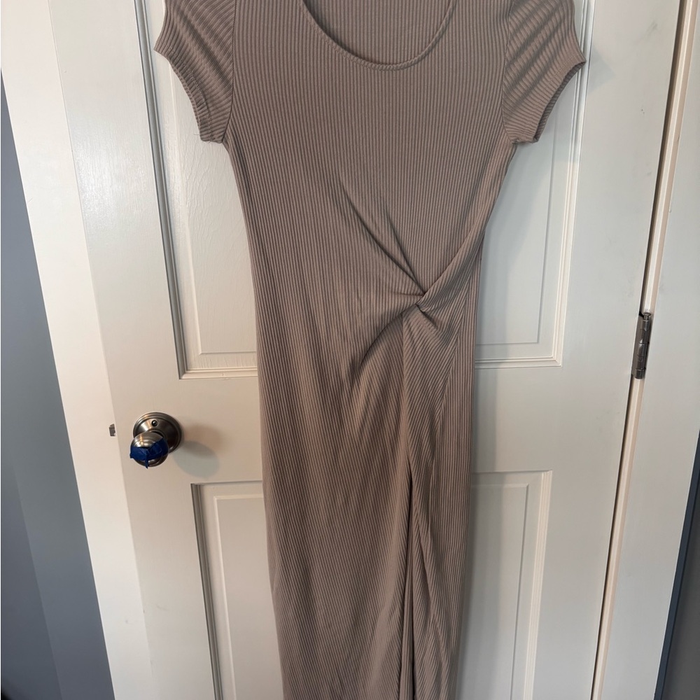 Tahari Tan Ribbed Dress